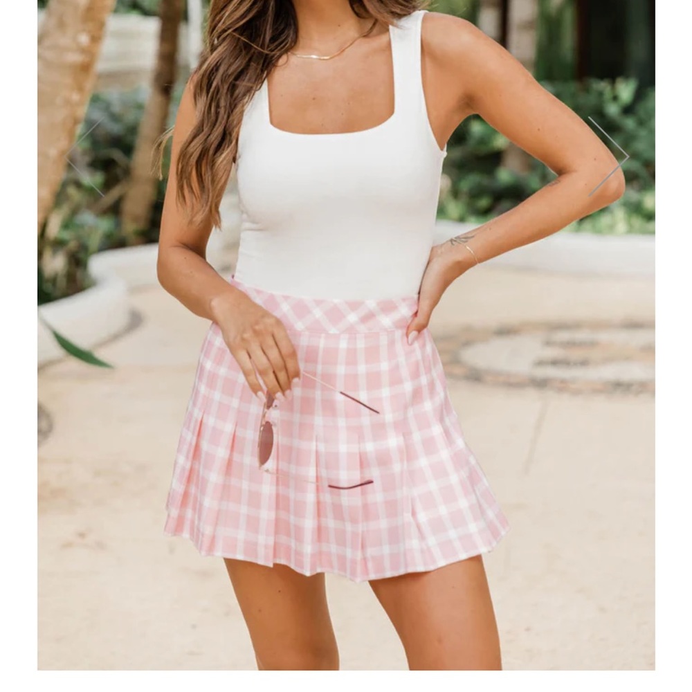 Barbie pink skort- medium but fits small. NEW